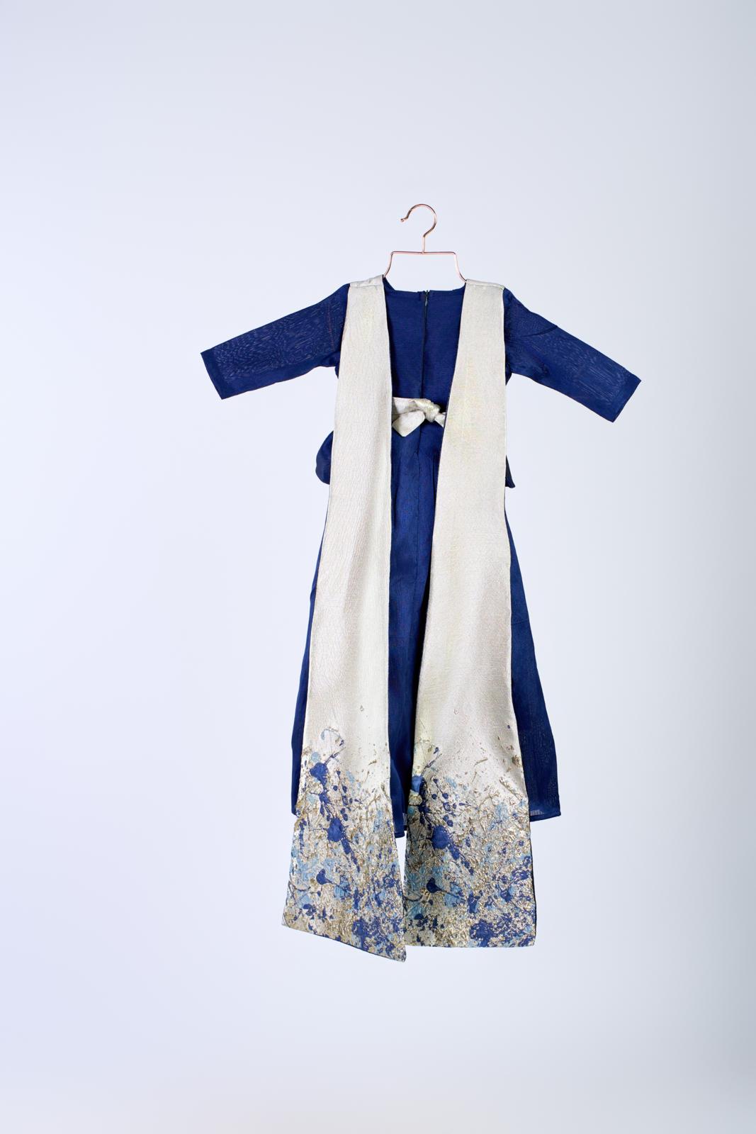 awa zahra navy back kid