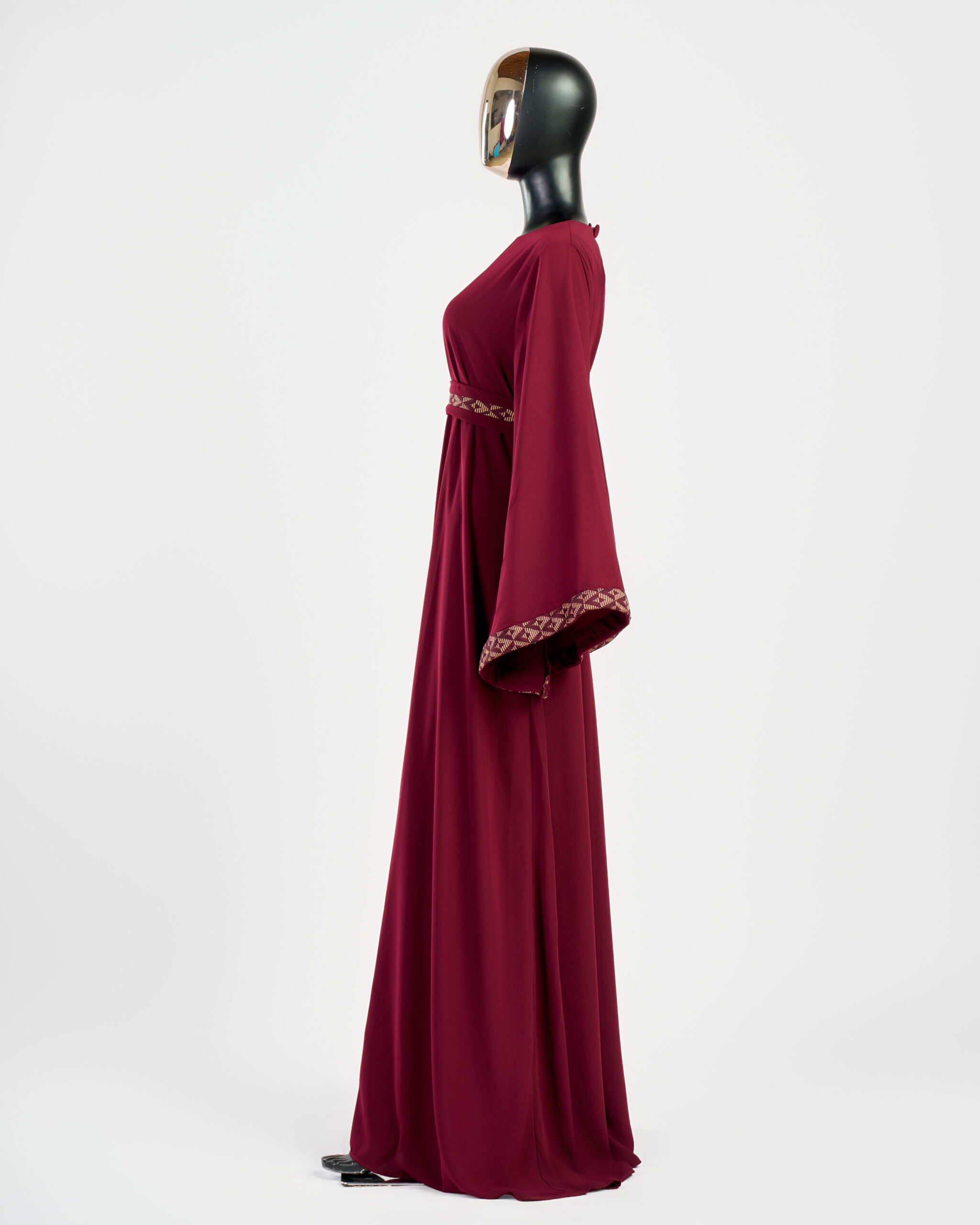 claudine red side